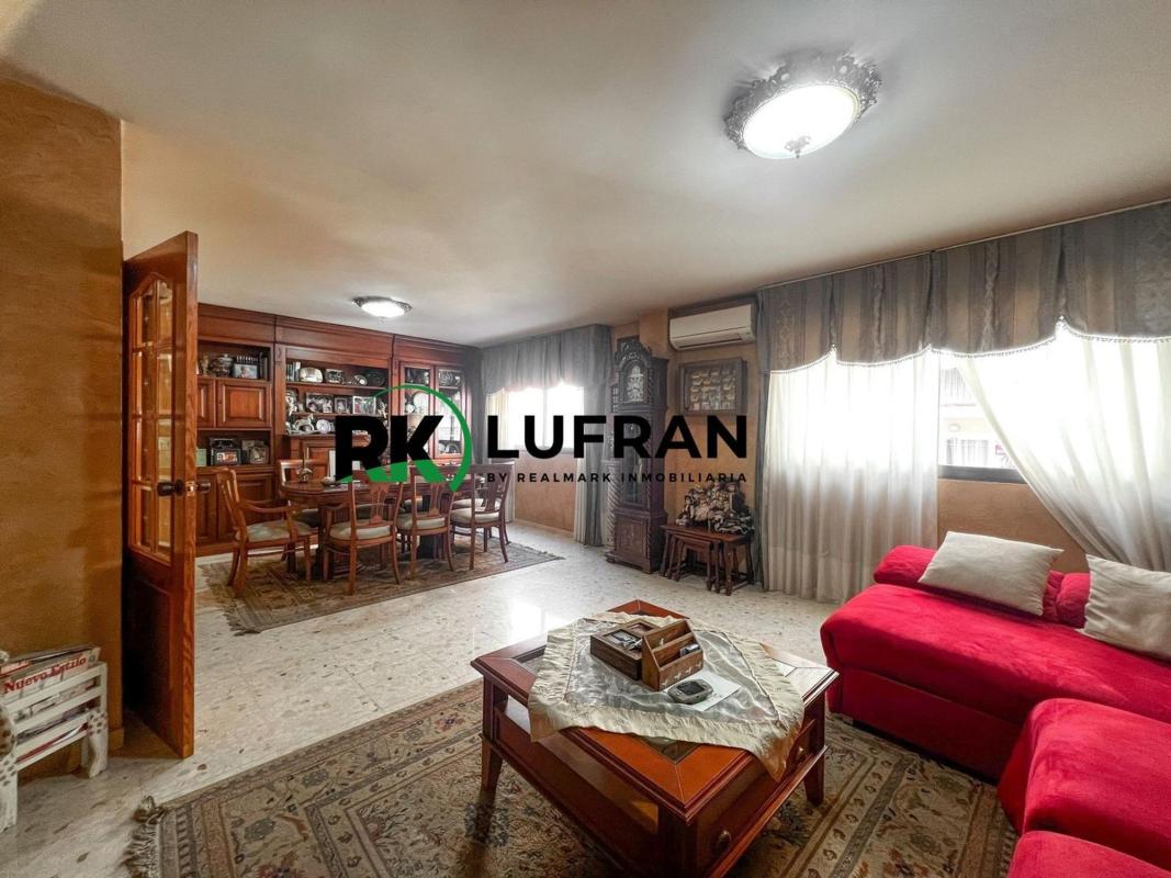 Budynek Mieszkalny o powierzchni 230m2 na sprzedaż w Alicante / Alacant photo 3