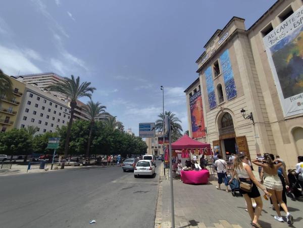 Edificio en Carolinas Bajas, Alicante / Alacant thumbnail 1
