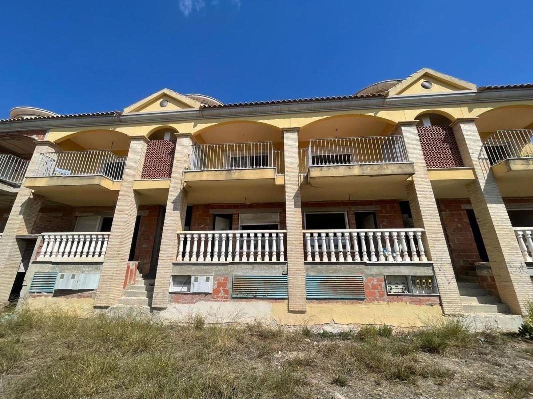 Здание Жилой площадью 927м2 на продажу в Ориуэла photo 1