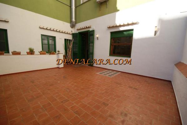 Edificio en Centro Urbano, Denia photo 1