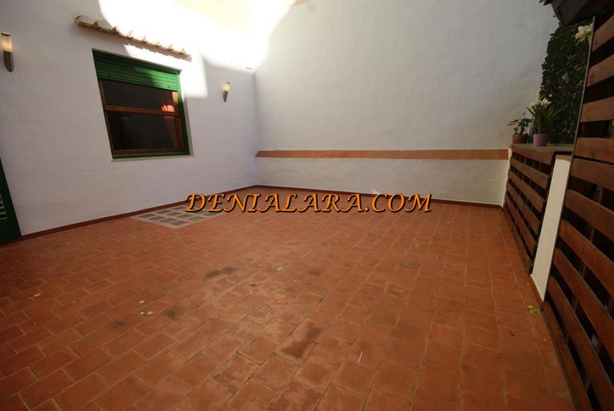 Budynek Mieszkalny o powierzchni 670m2 na sprzedaż w Dénia photo 2