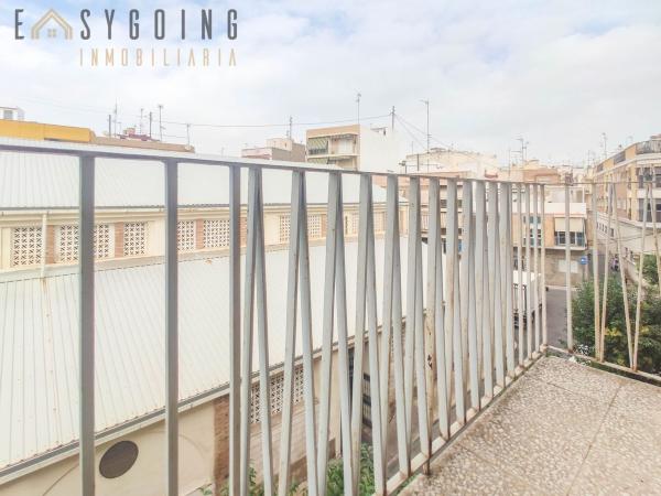 Edificio hotelero en Plaza maestro quislant, Centro, Santa Pola thumbnail 2