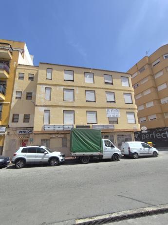 Edificio de uso mixto en Calle san pedro/calle del huerto, 2, Puerto Deportivo, Torrevieja photo 1