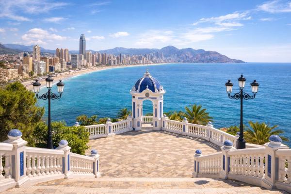 Edificio hotelero en Pueblo Poniente, Benidorm photo 3