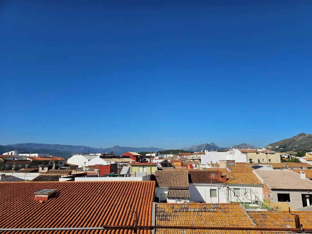 Edificio Residencial de 1980m2 en venta en Beniarbeig photo 4
