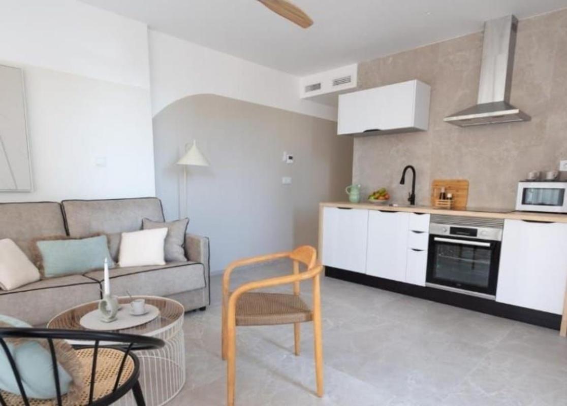 Building Residential of 600m2 for sale in Finestrat photo 3
