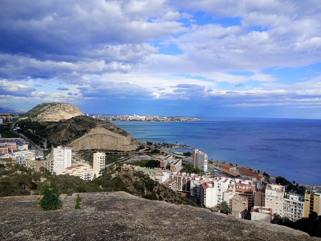 Edificio Residencial de 550m2 en venta en Alicante / Alacant photo 1