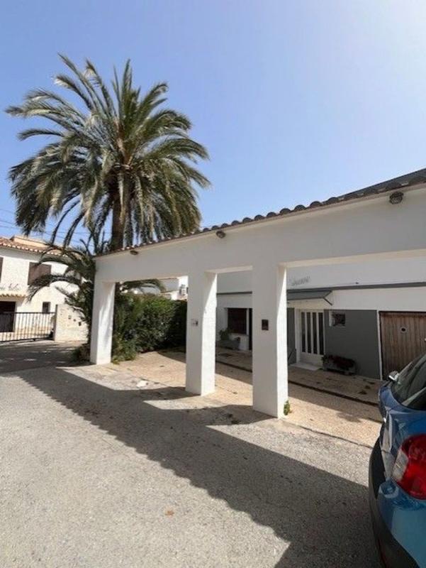 Edificio Residencial de 428m2 en venta en Calpe photo 2