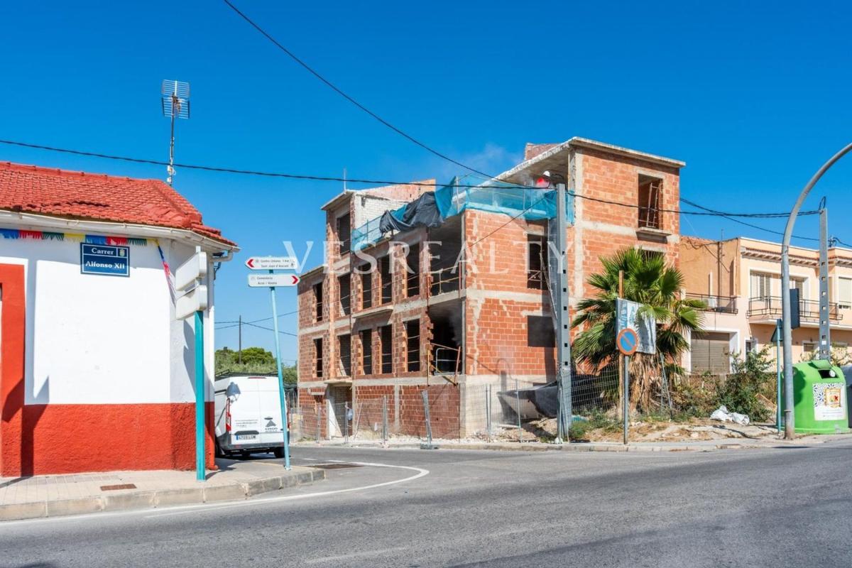 Edificio Residencial de 665m2 en venta en Mutxamel photo 4
