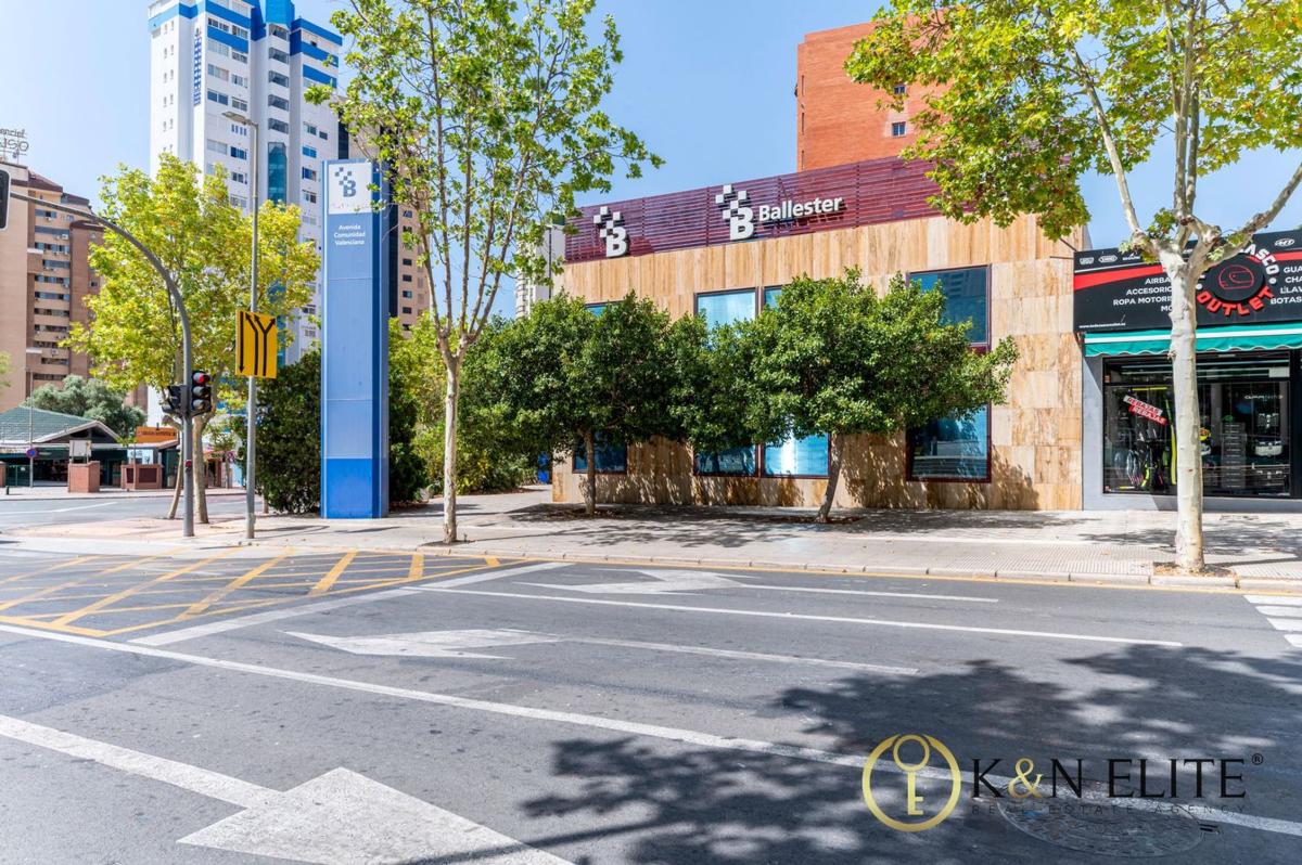 Edificio Residencial de 320m2 en venta en Benidorm photo 4