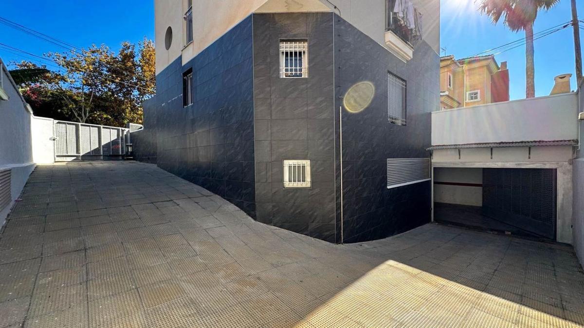 Edificio Residencial de 335m2 en venta en Torrevieja photo 4