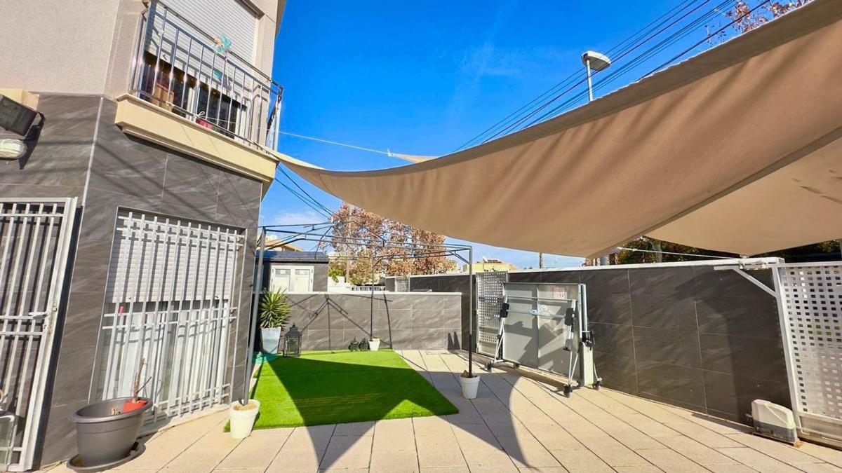 Edificio Residencial de 335m2 en venta en Torrevieja photo 5
