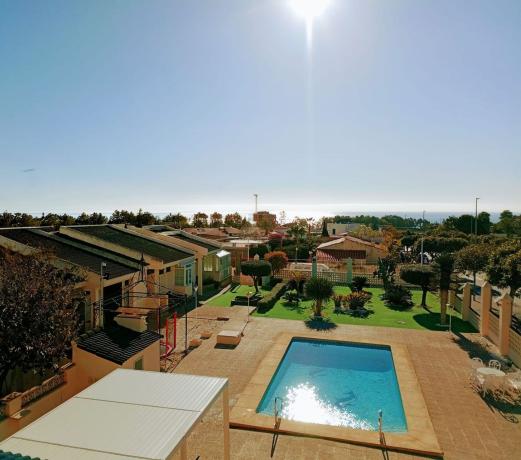 Edificio residencial en Urbanización Torres, Platja Vila Joiosa, La Villajoyosa / Vila Joiosa photo 1