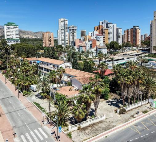 Edificio de uso mixto en Avenida Mimosas, 2, Cala de Finestrat, Finestrat photo 4