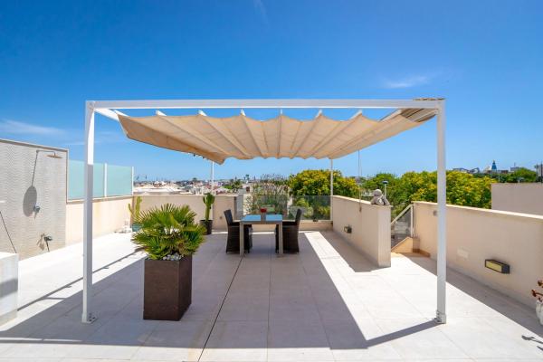 Аттик на продажу в Ático en Calle Emilia Pardo Bazán, 42, La Siesta - El Salado - Torreta, Torrevieja, Торревьеха photo 1