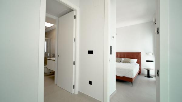 Chalet adosado en los toray, Los Montesinos thumbnail 1