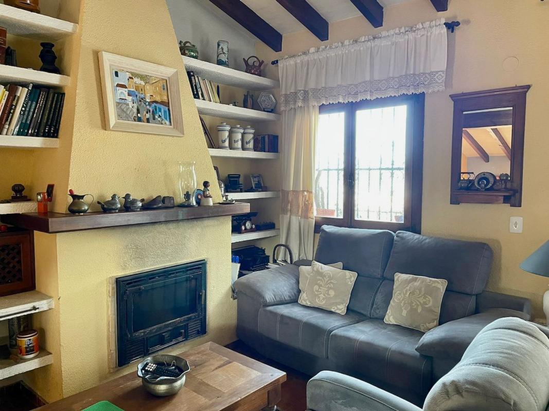 Properties for sale and rent in Spain photo 4