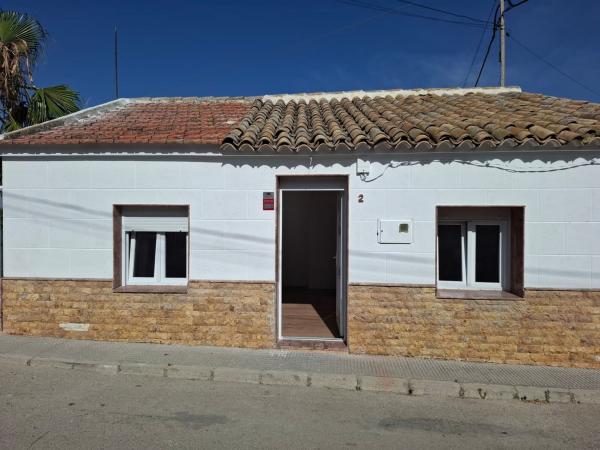 Independent chalet for sale in Casa o chalet en Cuesta Blanca, Algueña, Algueña
thumbnail 1