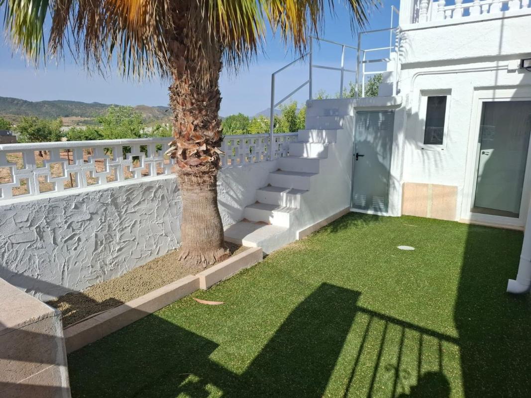 Sale of independent chalet in Casa o chalet en Cuesta Blanca, Algueña, Algueña
photo 3