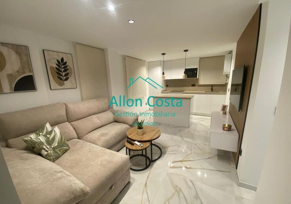 Продажа квартиры на Piso en Centro Urbano, La Villajoyosa / Vila Joiosa, Ла Виллахойоса / Вила Хойоса
photo 1