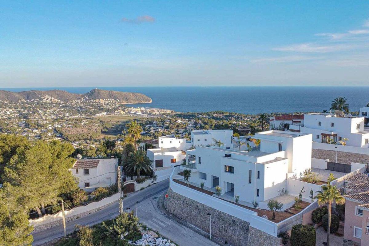 Properties for sale and rent in Spain photo 5