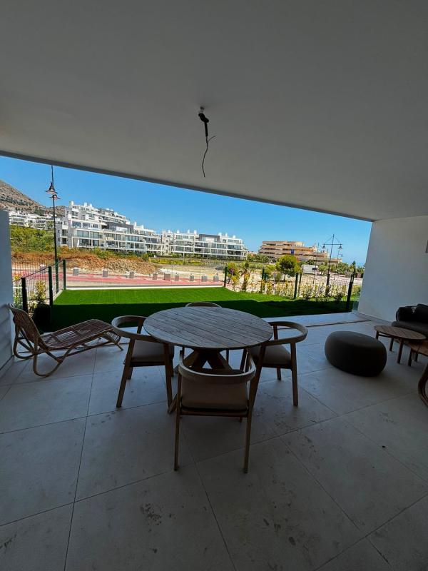 Venta de piso en Piso en Calle Begoña, 7, El Higuerón, Fuengirola, Fuengirola
photo 2