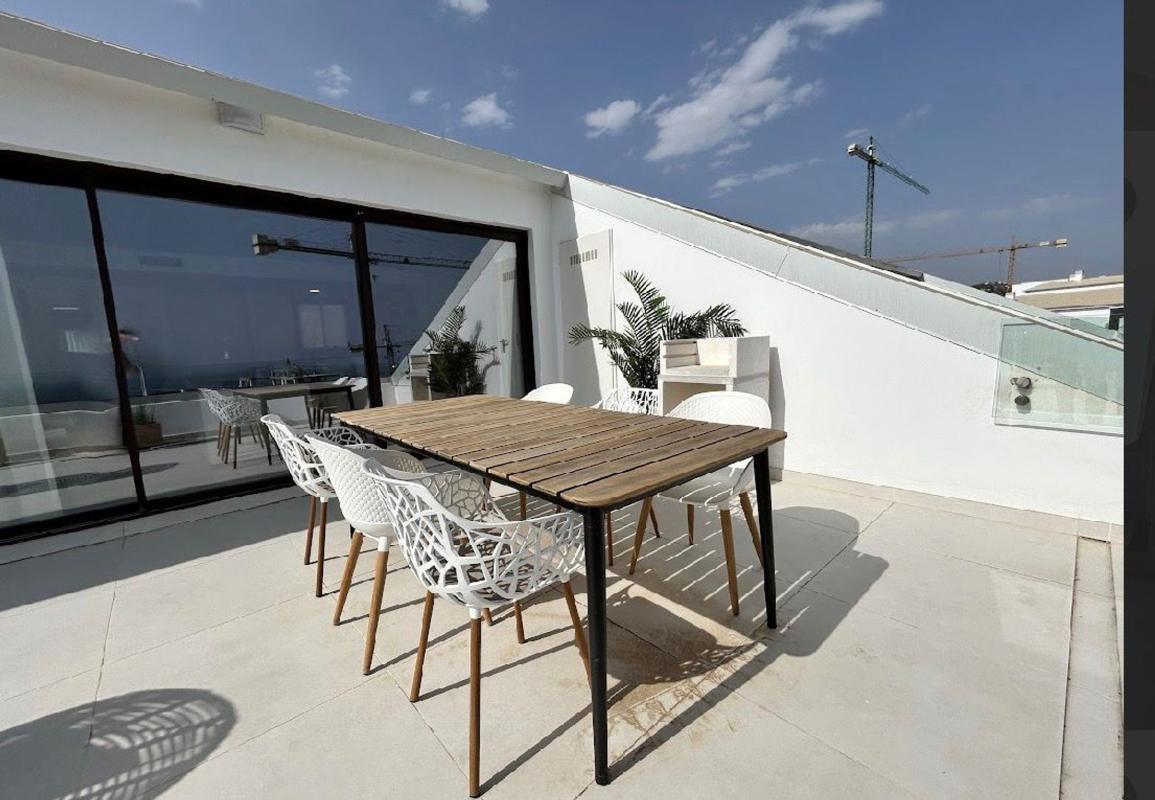 Venta de piso en Piso en Calle Begoña, 7, El Higuerón, Fuengirola, Fuengirola
photo 5