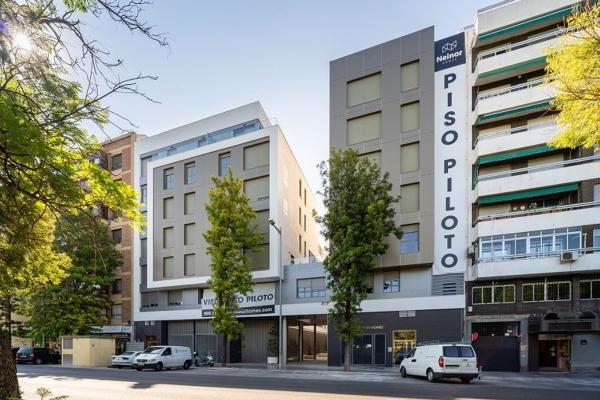 Venta de piso en Piso en Avenida de América, El Vial - Ronda de Tejares, Córdoba, Córdoba
 photo 1
