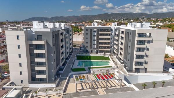 Venta de piso en Piso en Avenida Virgen de las Angustias, 9, Valdeolleros - Zumbacón - Camping, Córdoba, Córdoba
thumbnail 1