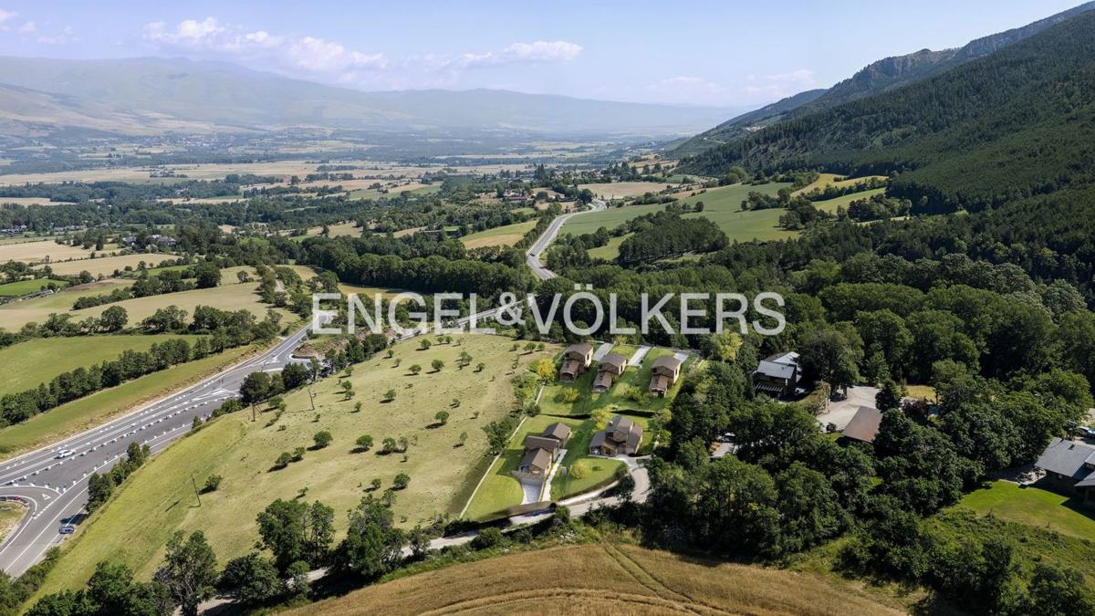 Obra nueva La Balira D'Urús en Urus (Revista) photo 2