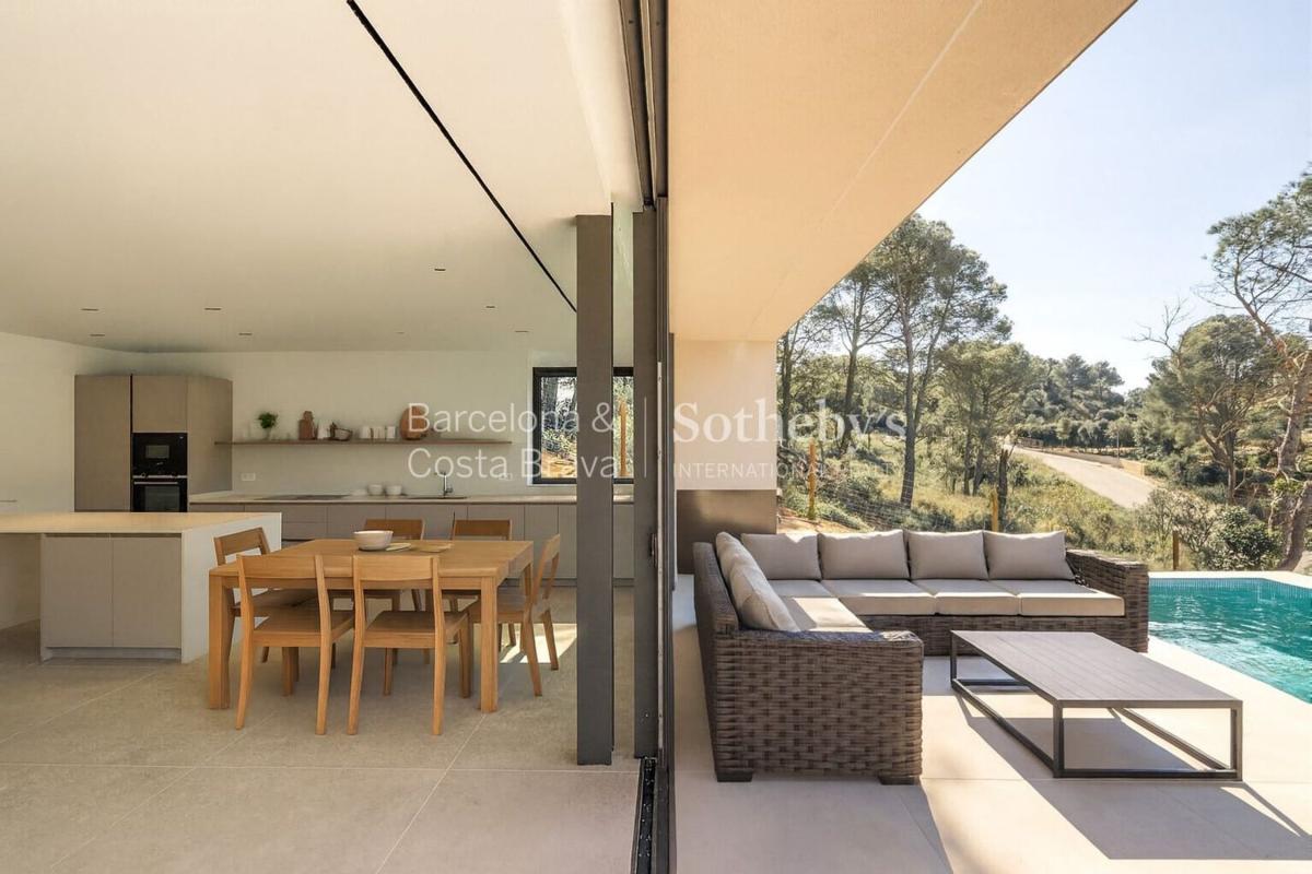 Obra nueva María Silvestre Neras en Begur (Revista) photo 3