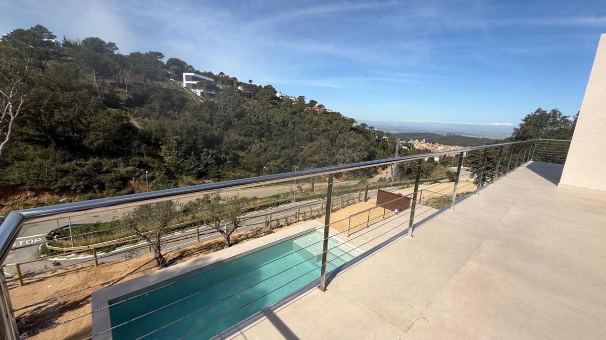 Obra nueva chalet en venta en Begur en Begur (Revista) photo 5
