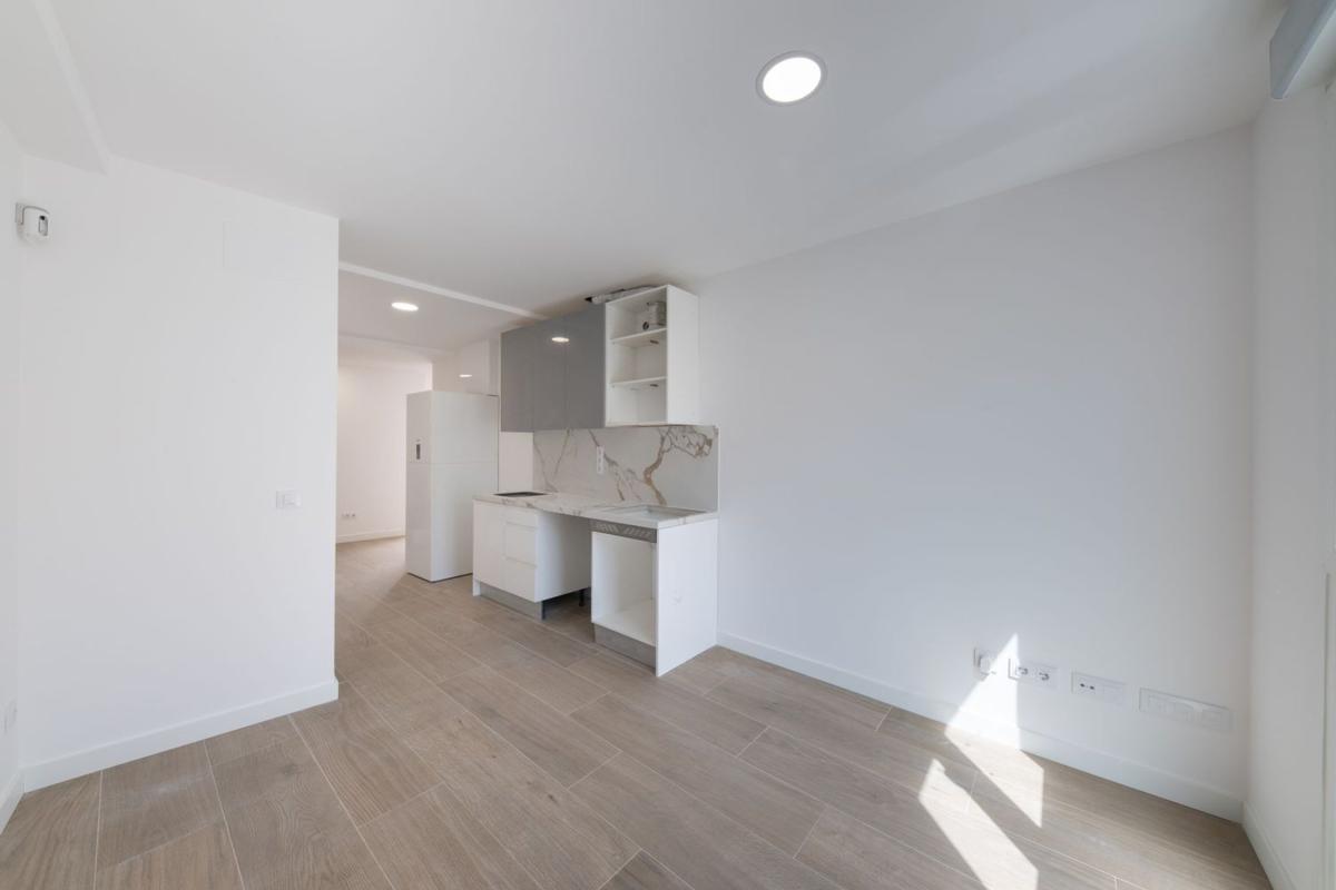 Продажа дуплекса на Dúplex en Calle Alcalá, 32, Algete, Алхете photo 2