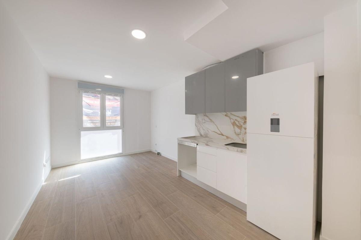 Продажа дуплекса на Dúplex en Calle Alcalá, 32, Algete, Алхете photo 2