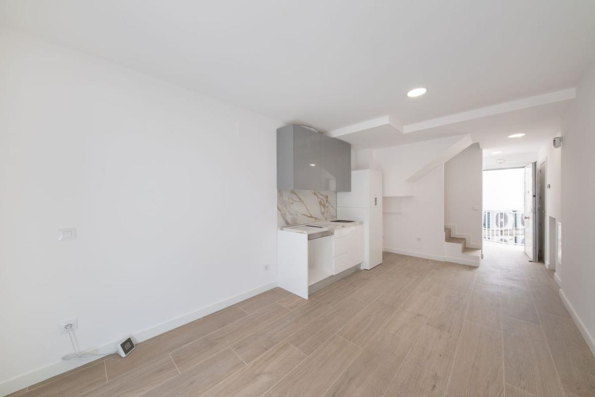 Продажа дуплекса на Dúplex en Calle Alcalá, 32, Algete, Алхете photo 3