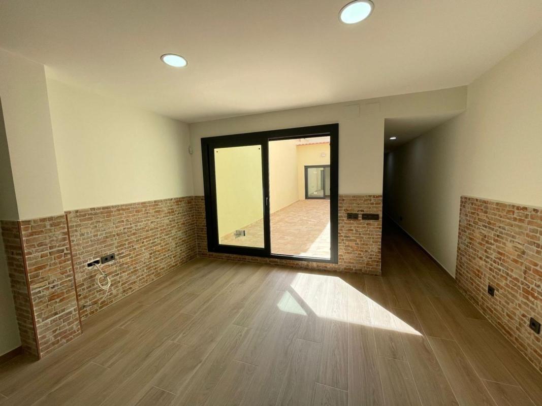 Venta de piso en Piso en Calle Infant Martí, 136, Ca n'Aurell, Terrassa, Terrassa
 photo 3