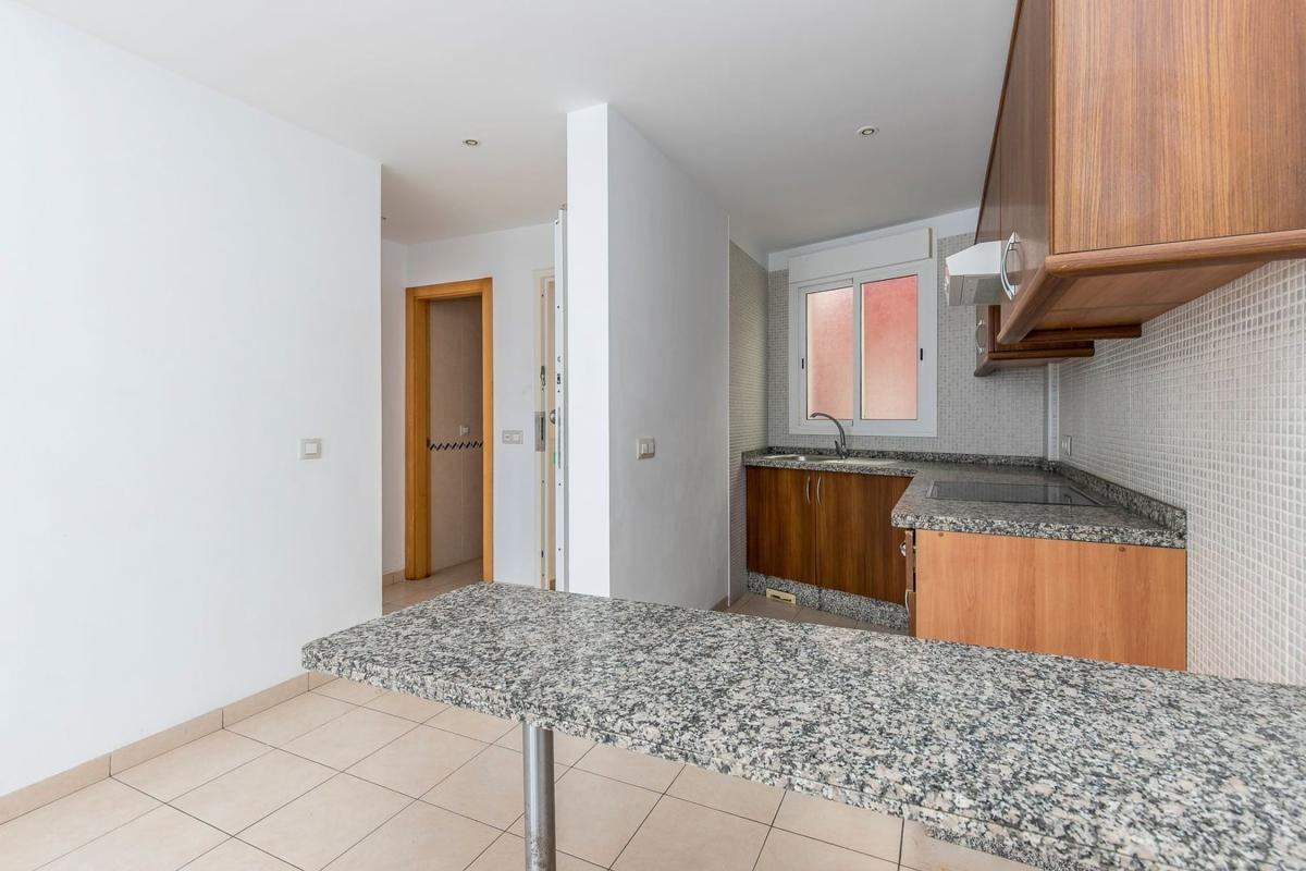Venta de piso en Piso en Calle Antonio González Barrios, Puerto de Santiago, Santiago del Teide, Santiago del Teide
photo 1
