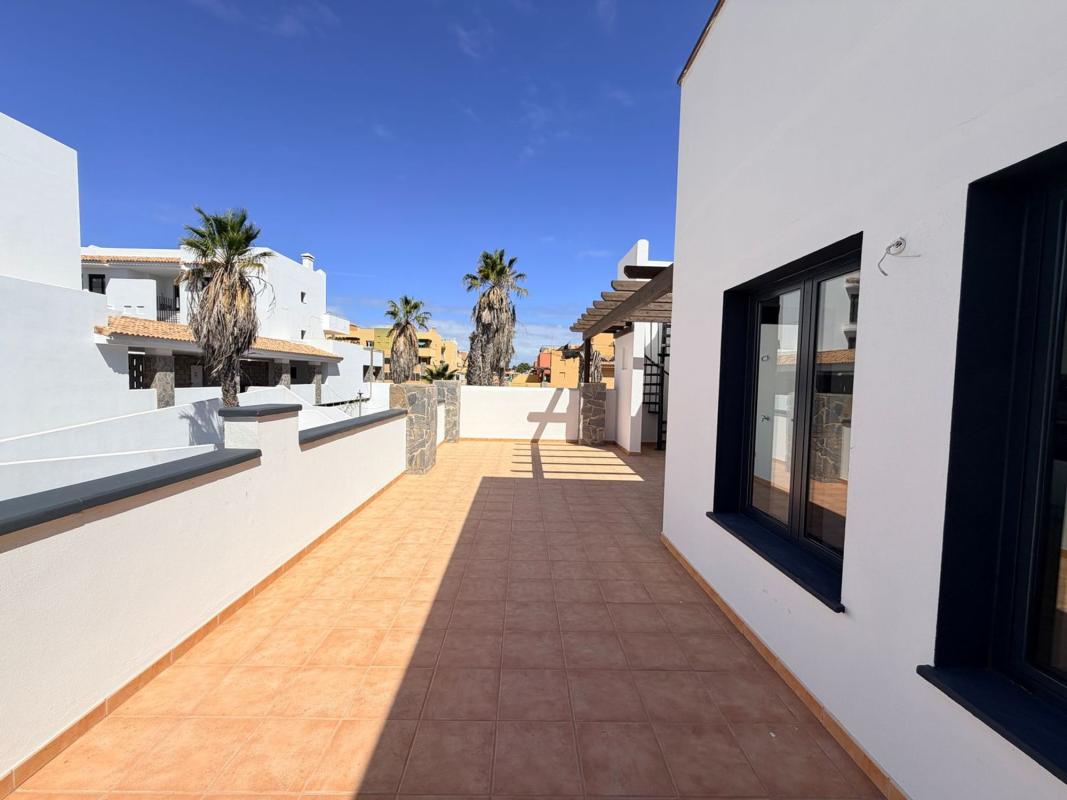 Sprzedaż poddasza w  Ático en Calle Alcaudón s/n, Corralejo, La Oliva, La Oliva photo 4