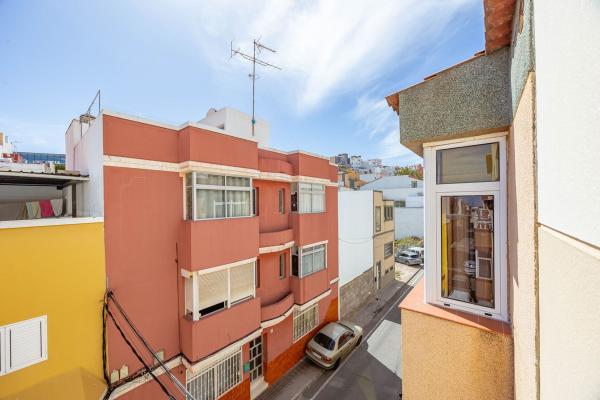 Venta de piso en Piso en Calle Finlandia, 66, La Herradura - Balcón del Telde, Telde, Telde
thumbnail 1