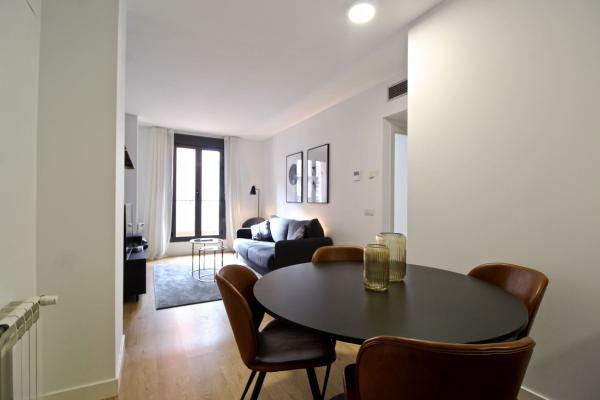 Sale of flat in Piso en Avenida Ciudad de Barcelona, 89, Adelfas, Madrid, Madrid
photo 1