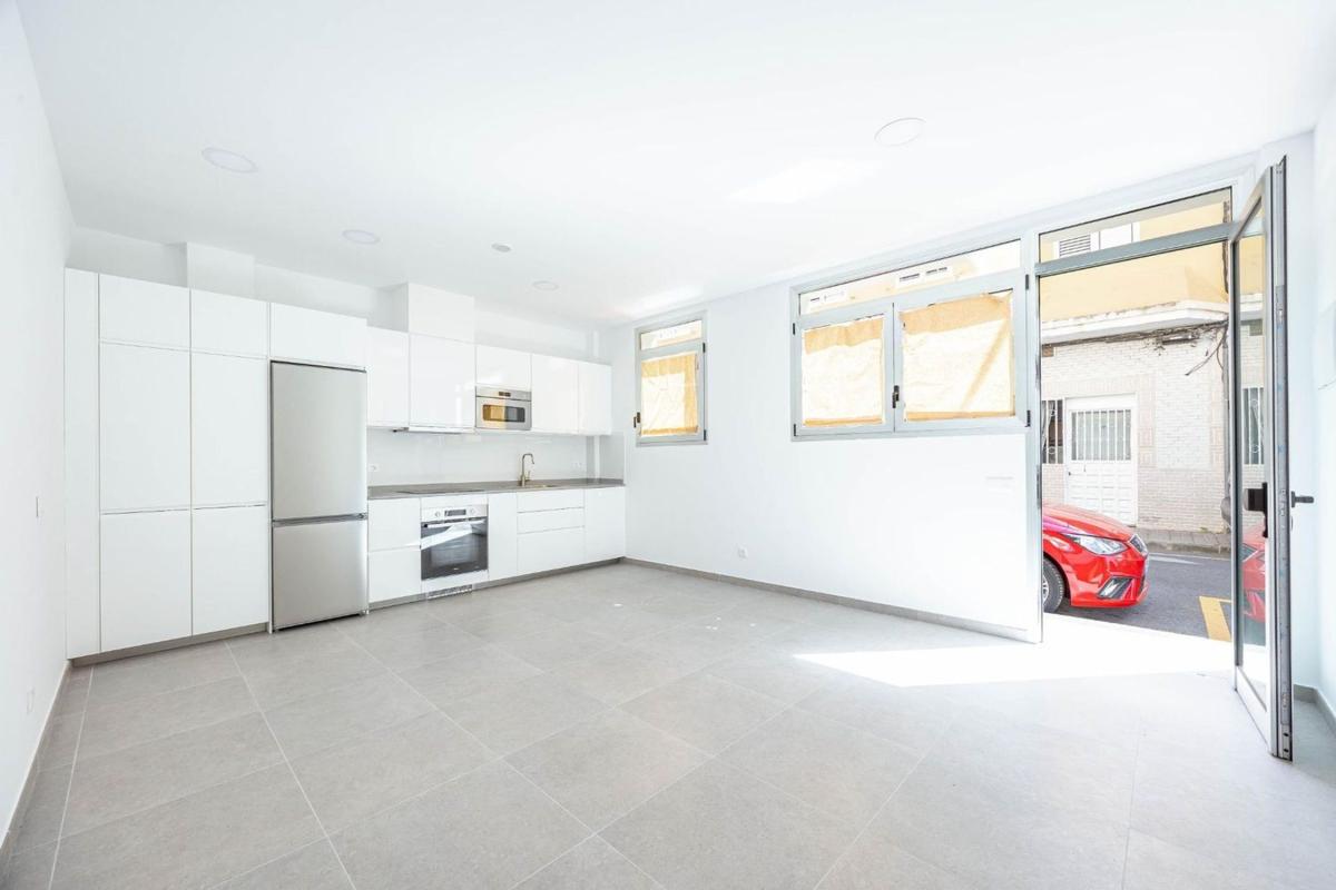 Продажа квартиры на Piso en Calle Finlandia, 66, La Herradura - Balcón del Telde, Telde, Тельде
 photo 5