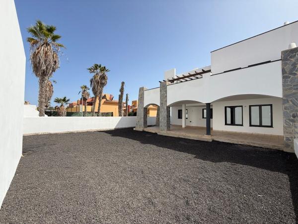 Venta de piso en Piso en Calle Alcaudón s/n, Corralejo, La Oliva, La Oliva
 photo 1