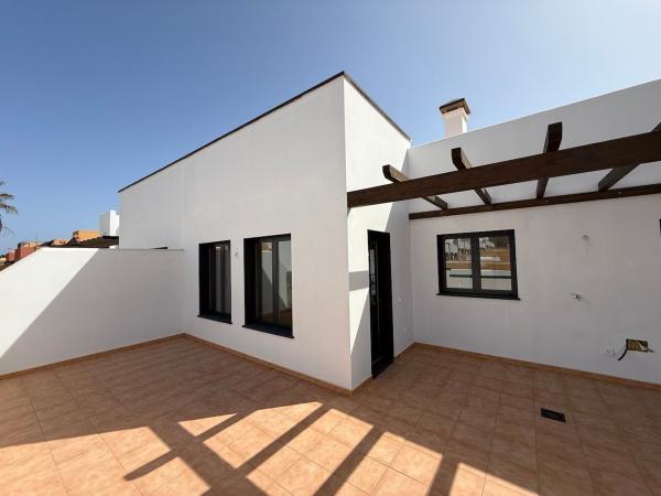 Venta de piso en Piso en Calle Alcaudón s/n, Corralejo, La Oliva, La Oliva
photo 1