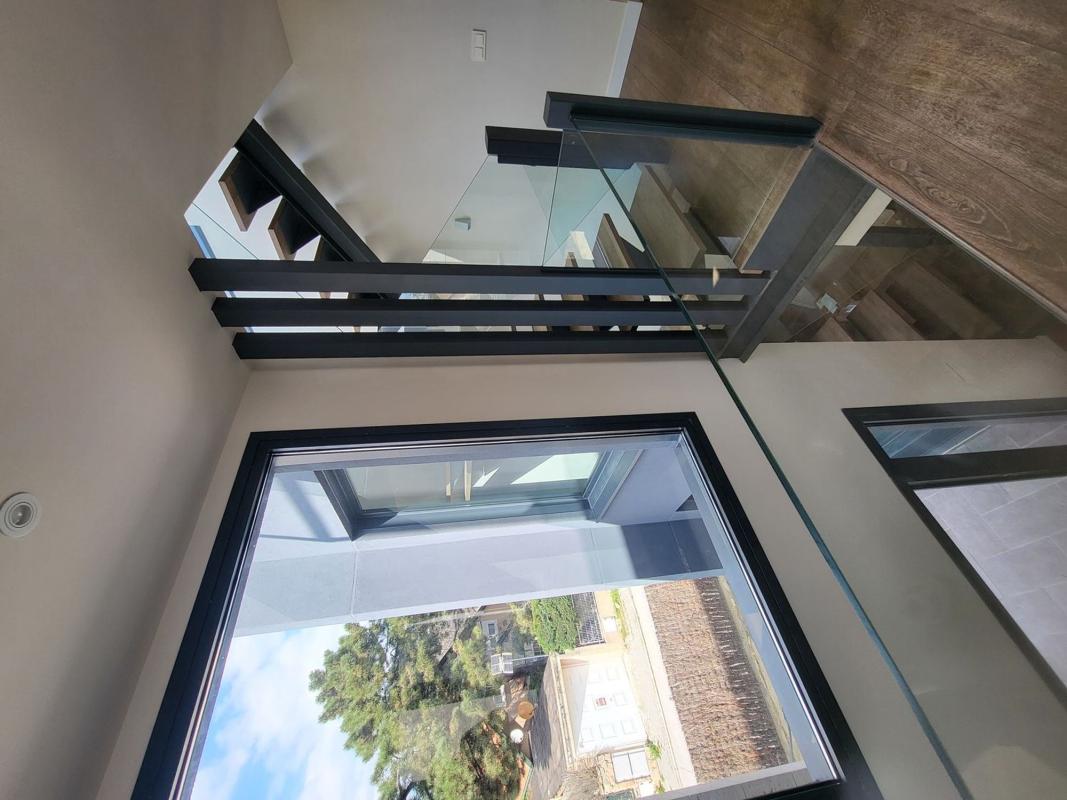 Properties for sale and rent in Spain photo 4