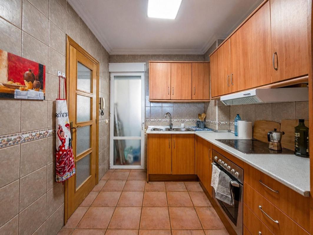Venta de piso en Piso en Calle Urbano Arregui, El Acequión, Torrevieja, Torrevieja
photo 4
