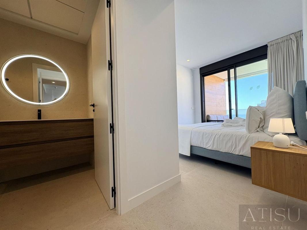 Продажа квартиры на Piso en Calle Cervantes, Poble Nou - Montiboli, La Villajoyosa / Vila Joiosa, Ла Виллахойоса / Вила Хойоса
photo 3