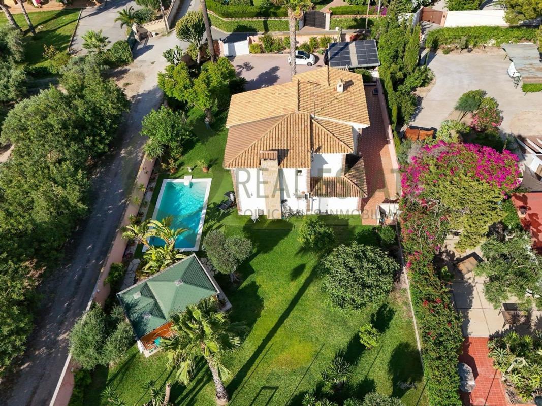 Properties for sale and rent in Spain photo 5