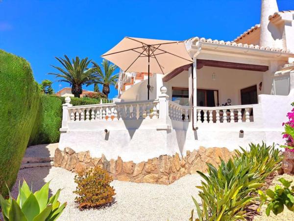 Chalet pareado en Benimeit-Tabaira, Moraira photo 1