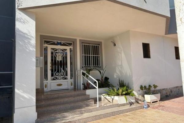 Sale of flat in Piso en Calle Mediodia, Cabo Roig, Orihuela, Orihuela
photo 1