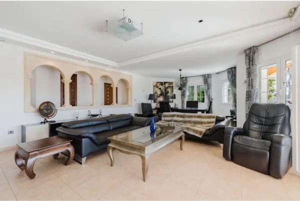 Chalet wolnostojący na sprzedaż w Casa o chalet en Montgó - Ermita, Jávea/Xàbia, Jávea/Xàbia thumbnail 1